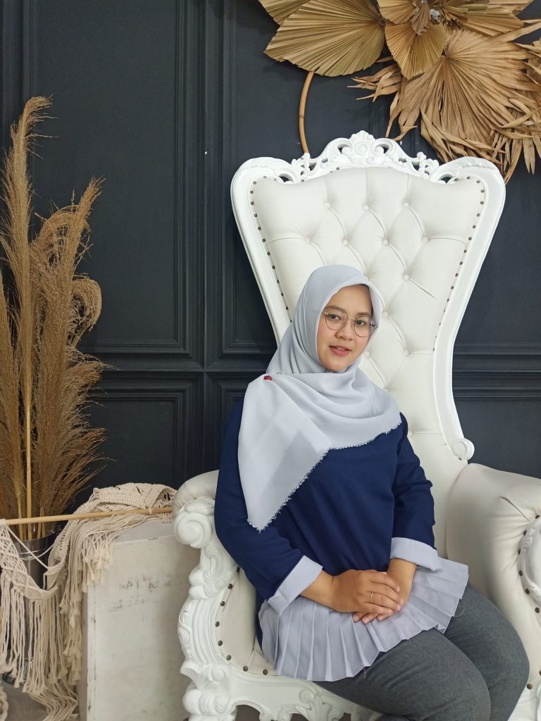 novianti retno utami, m.pd